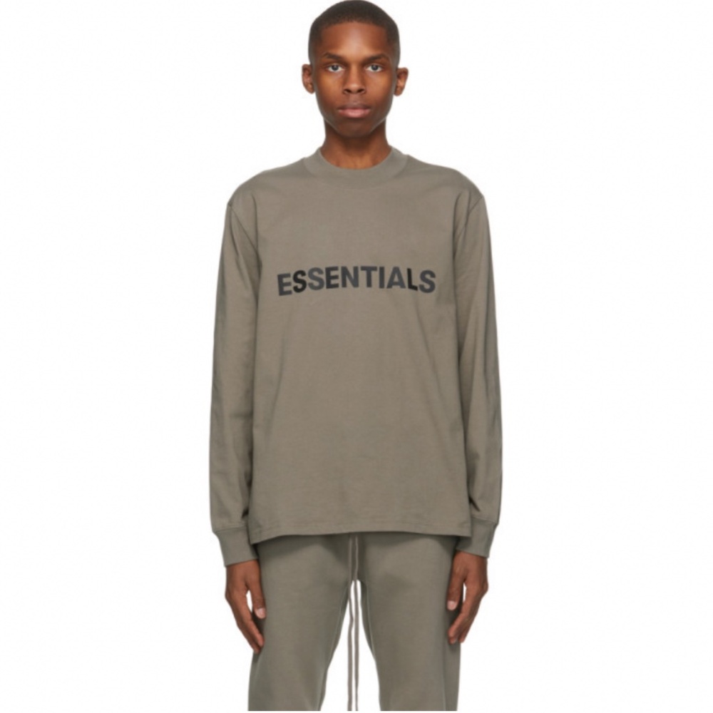 Essentials fear of god boxy long sleeve logo tee